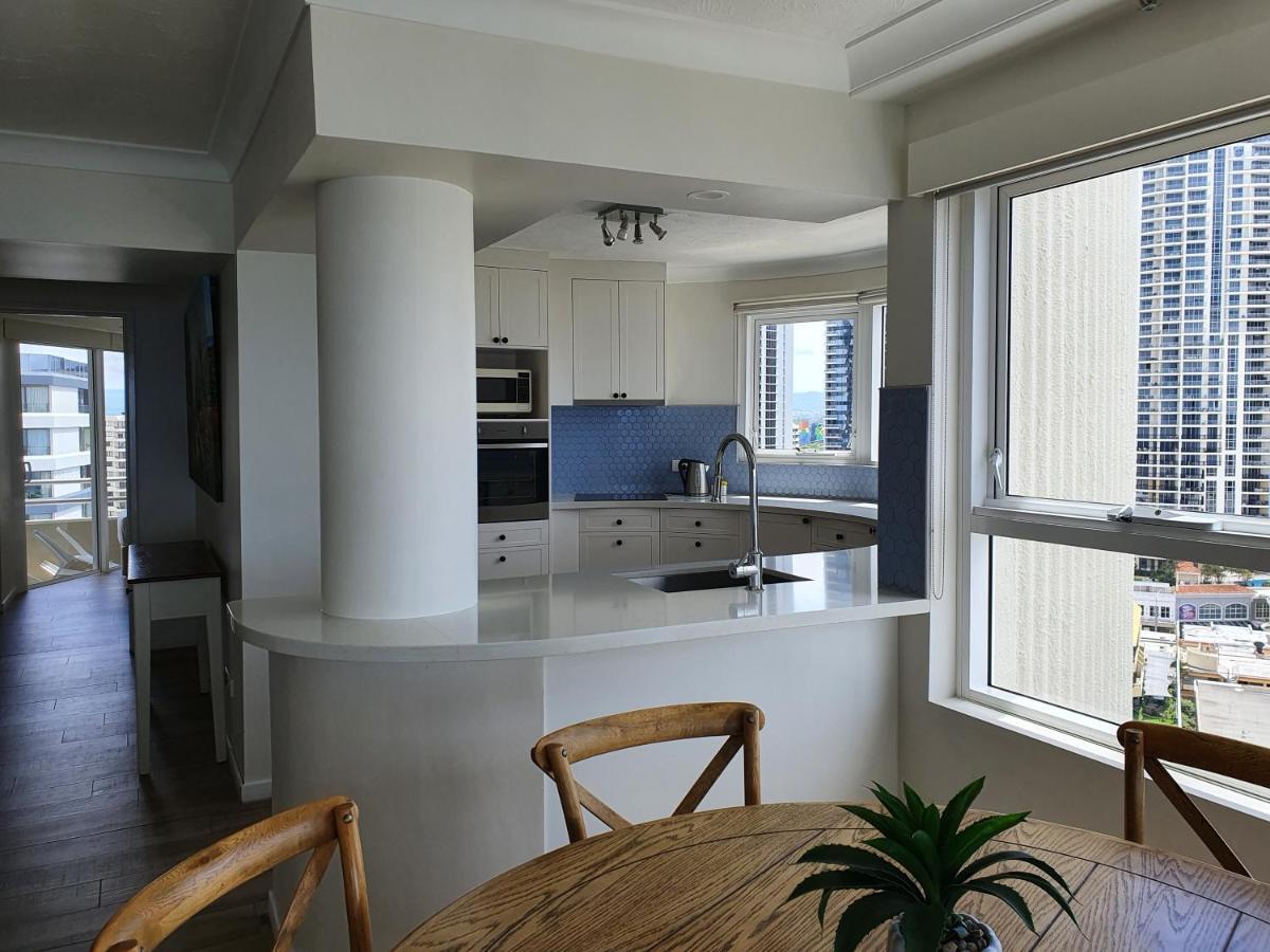 Zenith Ocean Front Apartments Guldkusten Exteriör bild