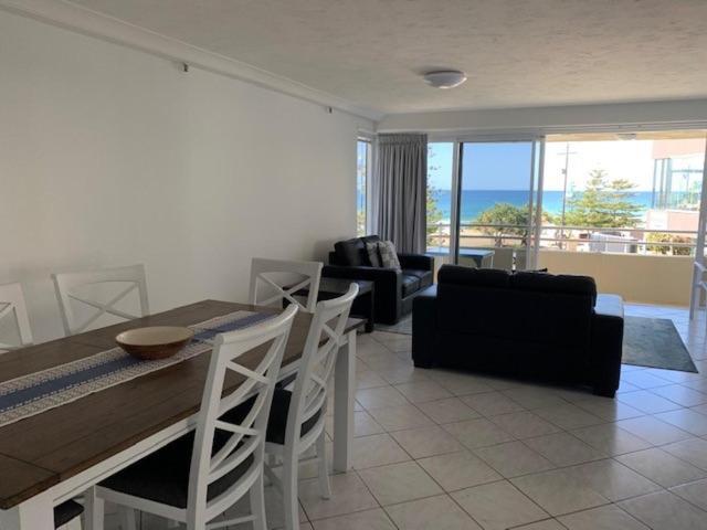 Zenith Ocean Front Apartments Guldkusten Exteriör bild