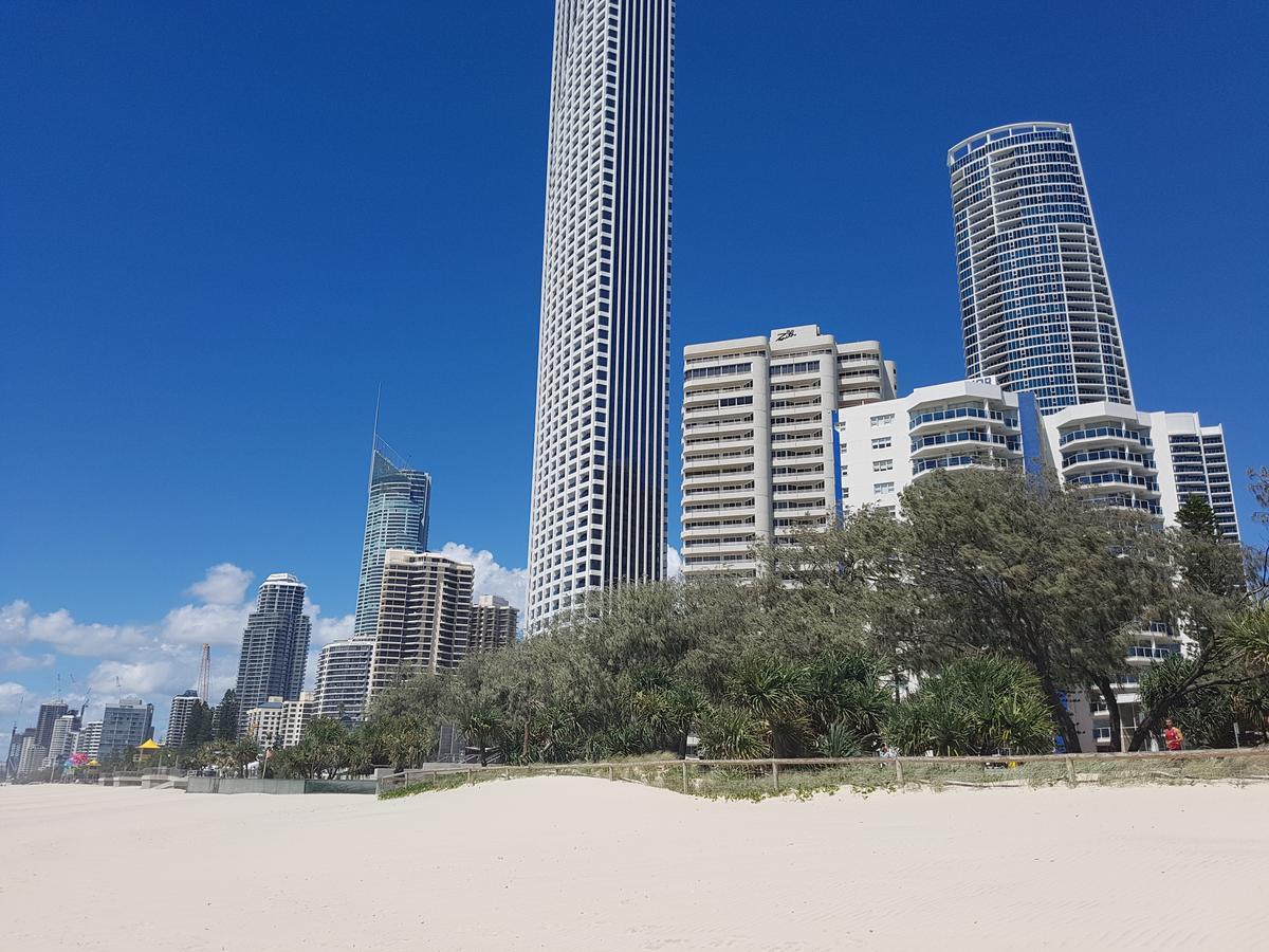 Zenith Ocean Front Apartments Guldkusten Exteriör bild
